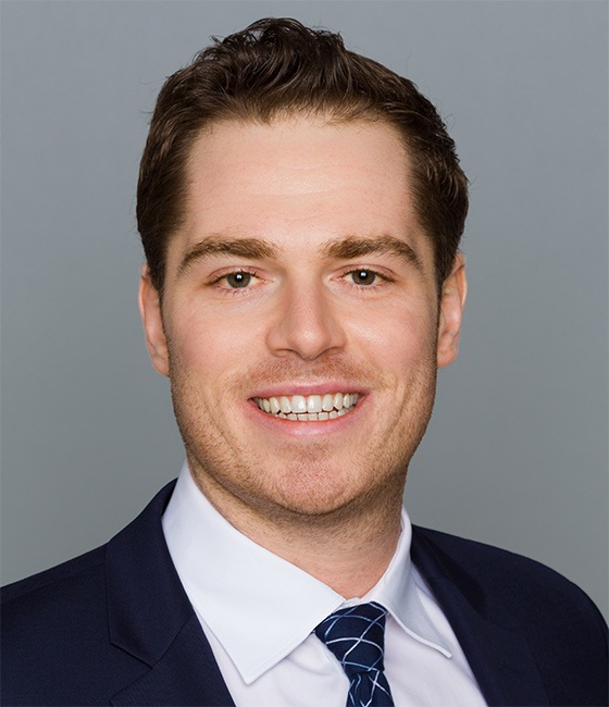 Headshot of Mark Cummings, Consultant, Bluestar BioAdvisors